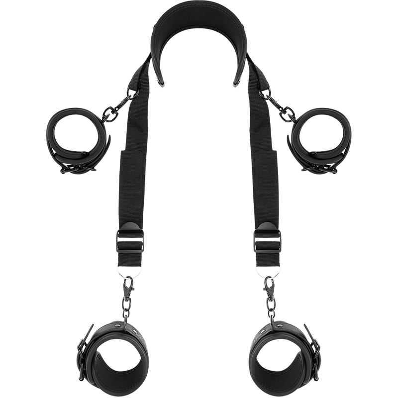 FETISH SUBMISSIVE Master Position with 4 handcuffs